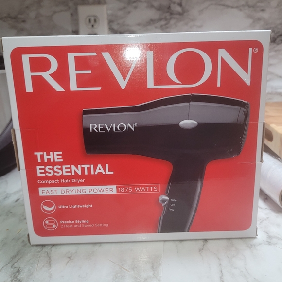 * REVLON, the essential Compact Hair Dryer new - Picture 4 of 4